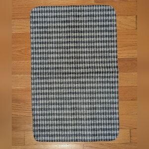 Gathre The Micro, Baby Changing Mat, Houndstooth, Black And White